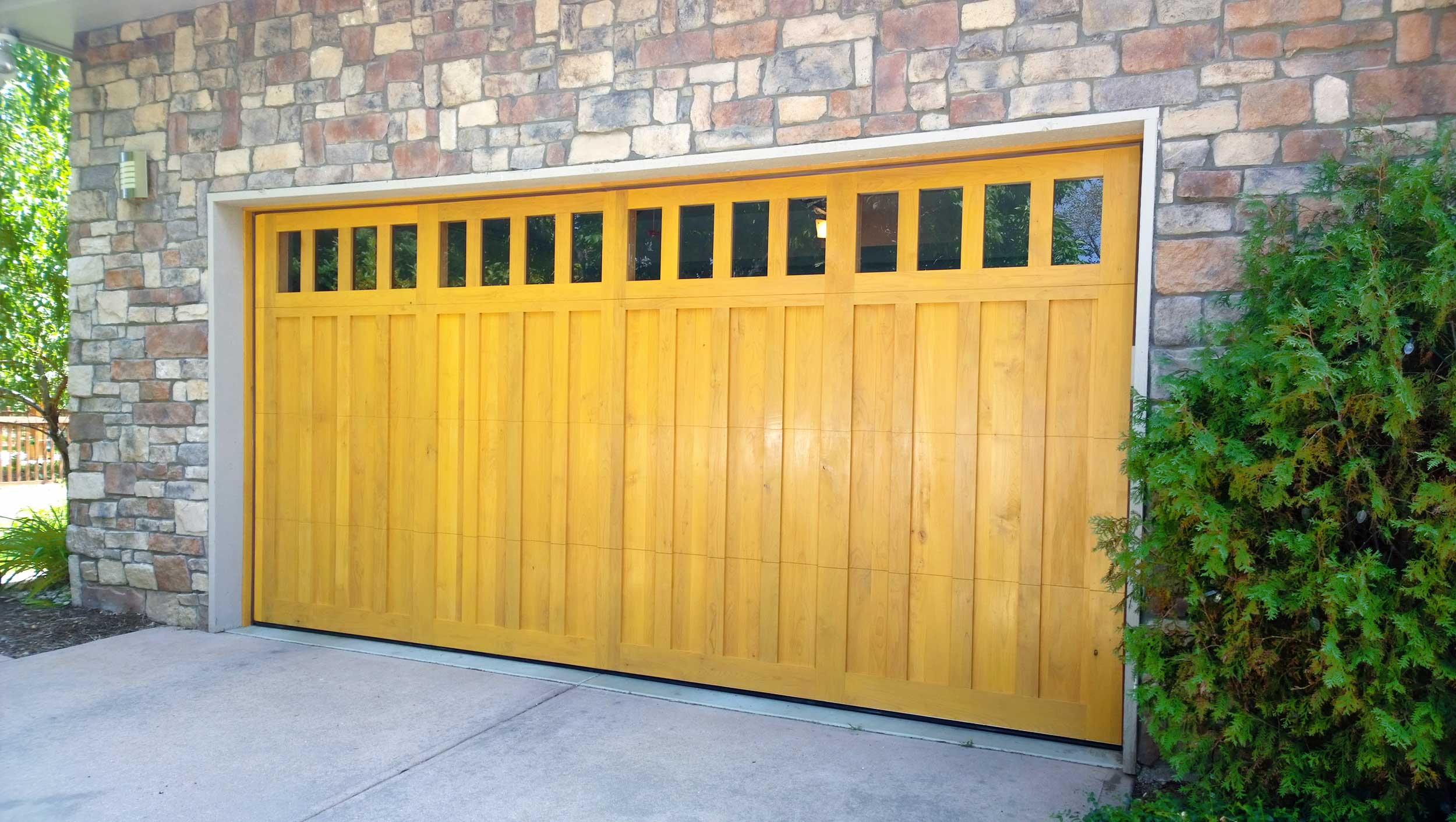 https://rccustompaintworks.com/wp-content/uploads/2015/04/American-Garage-Door-Boulder.jpg